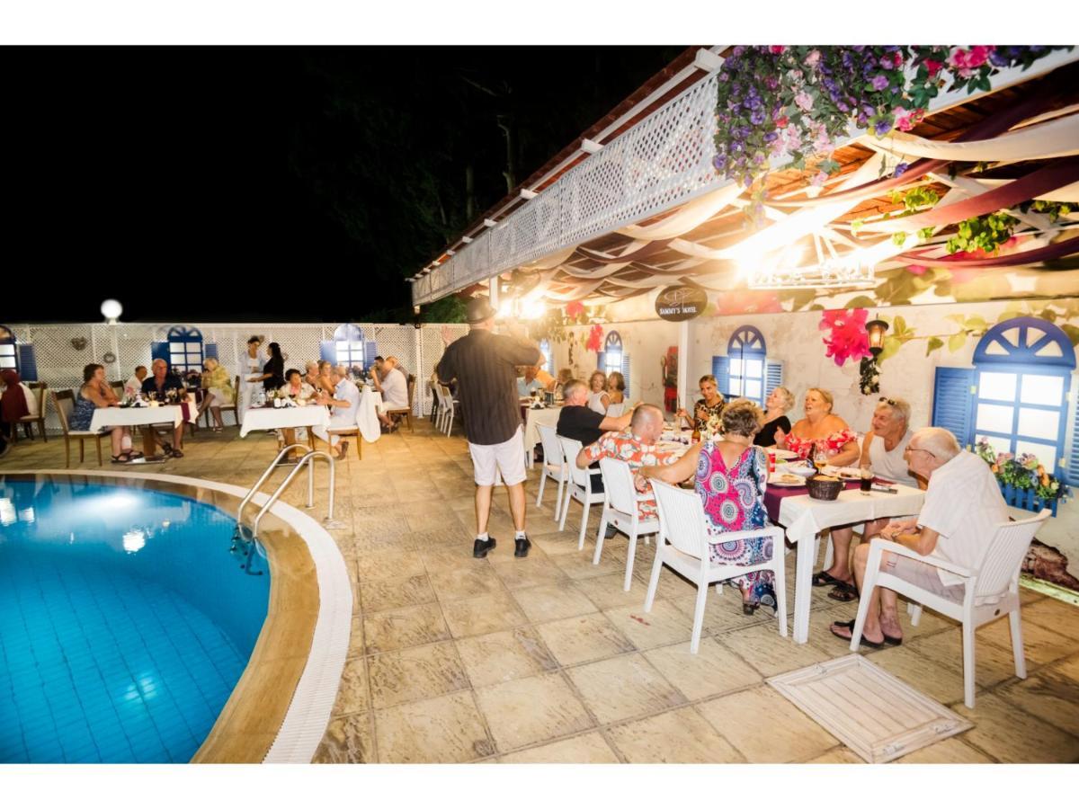 Ξενοδοχείο Sammy's 3*